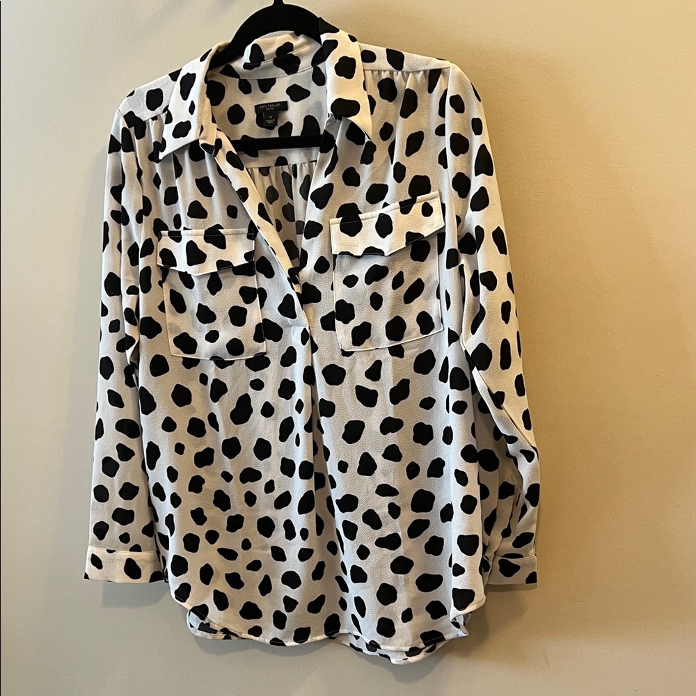 Ann Taylor Black and White and Black Spotted 1 Button down Size L Petite